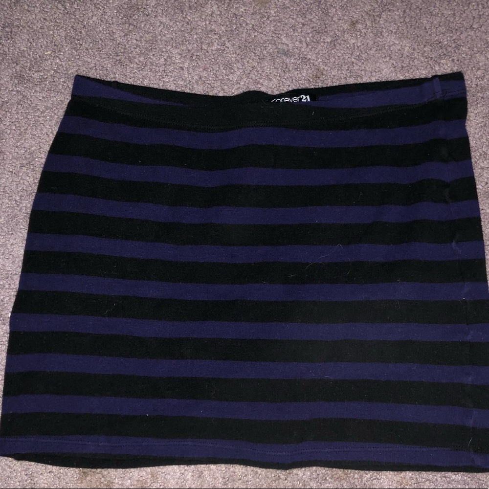 Forever 21 skirt